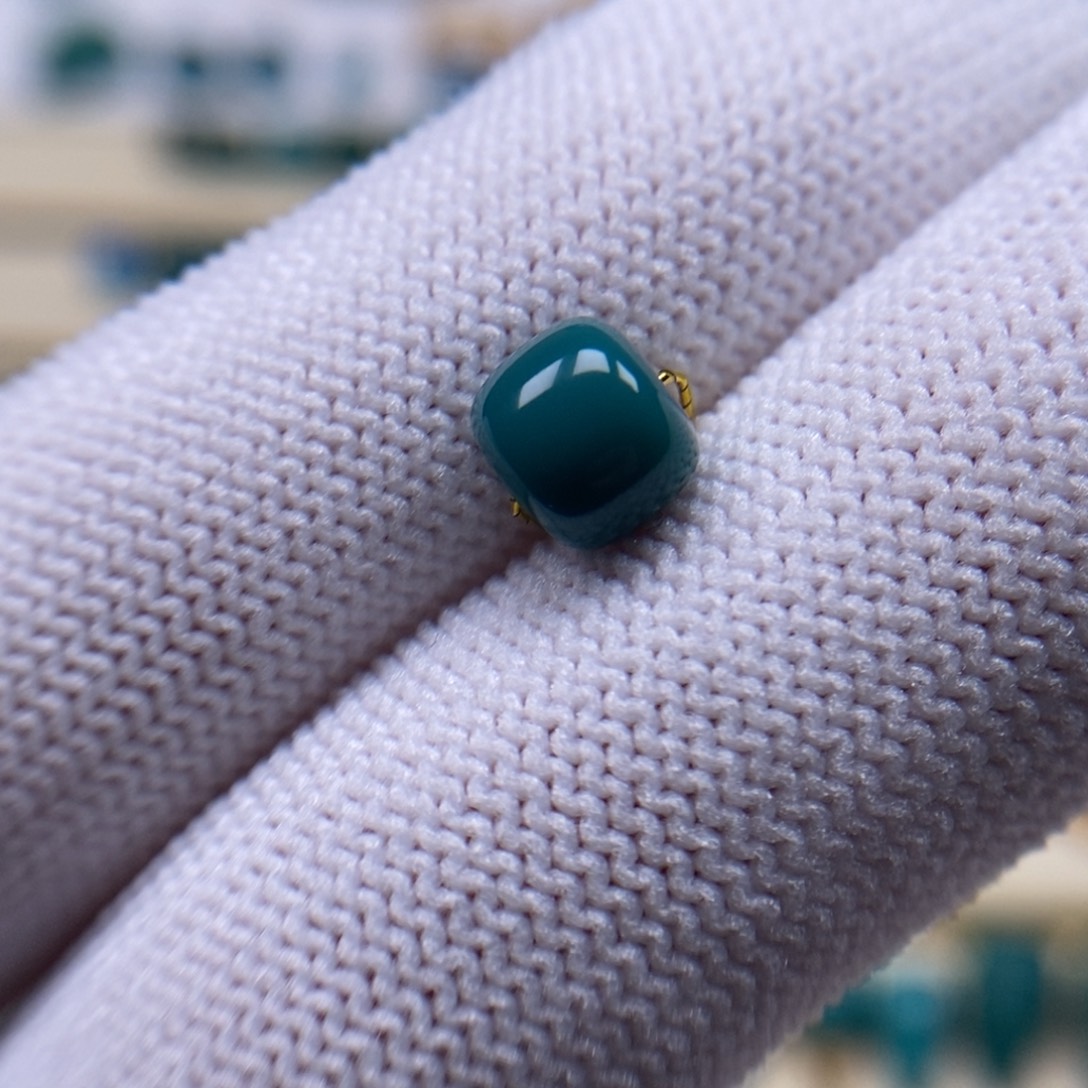 绿松石未镶嵌珠宝奇石老型7.2mm