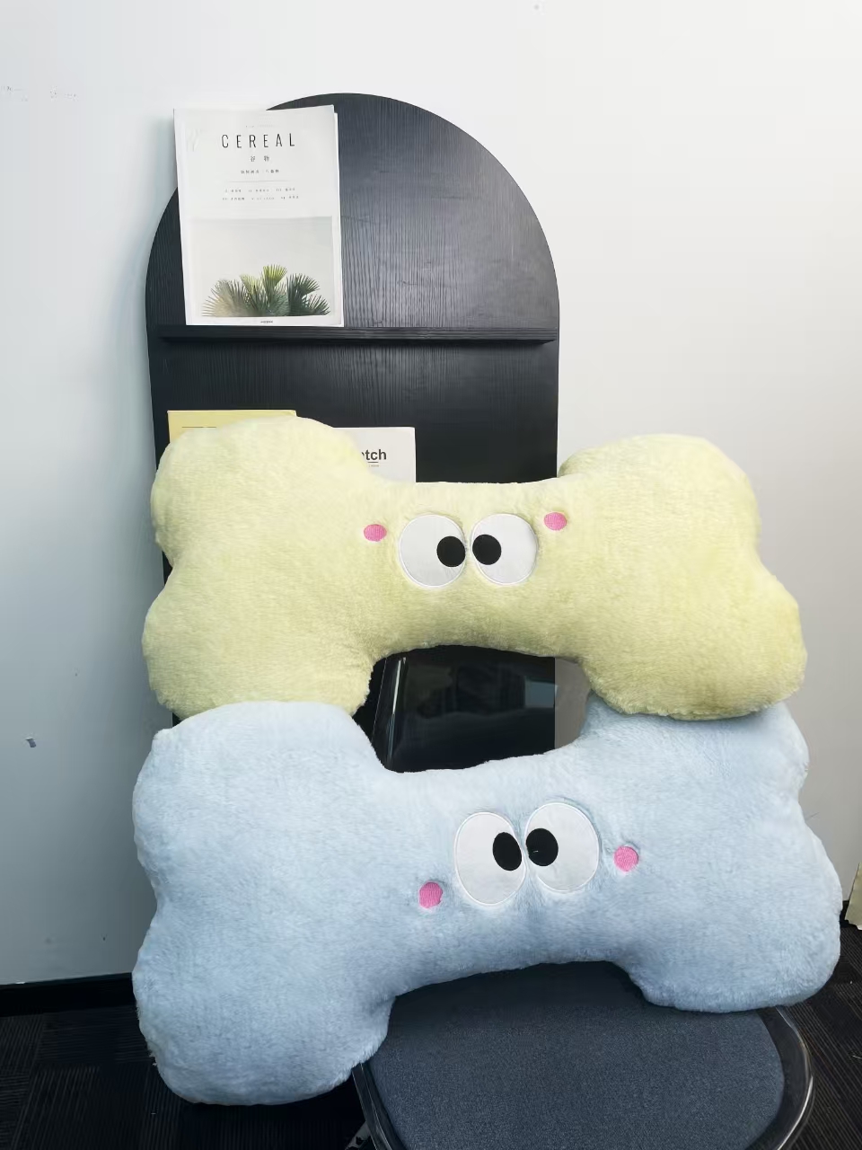 80cm可爱骨头长条抱枕女生侧睡夹腿陪睡枕（测量误差3-5cm）