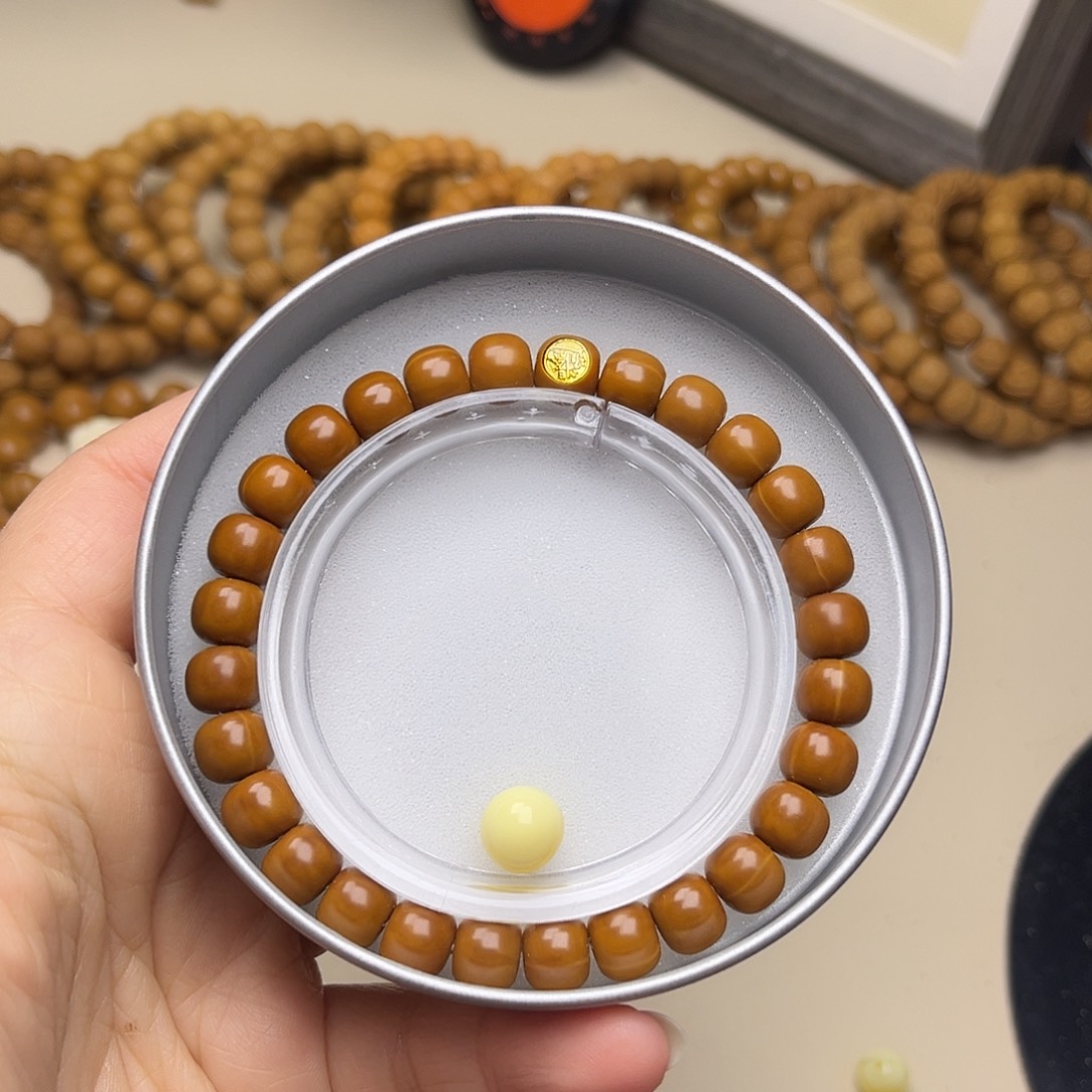 猴头核桃吊坠老邢8.6左右