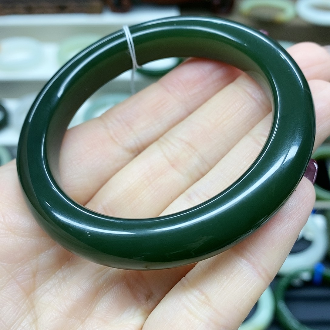 【闪购商品】和田玉手镯未镶嵌