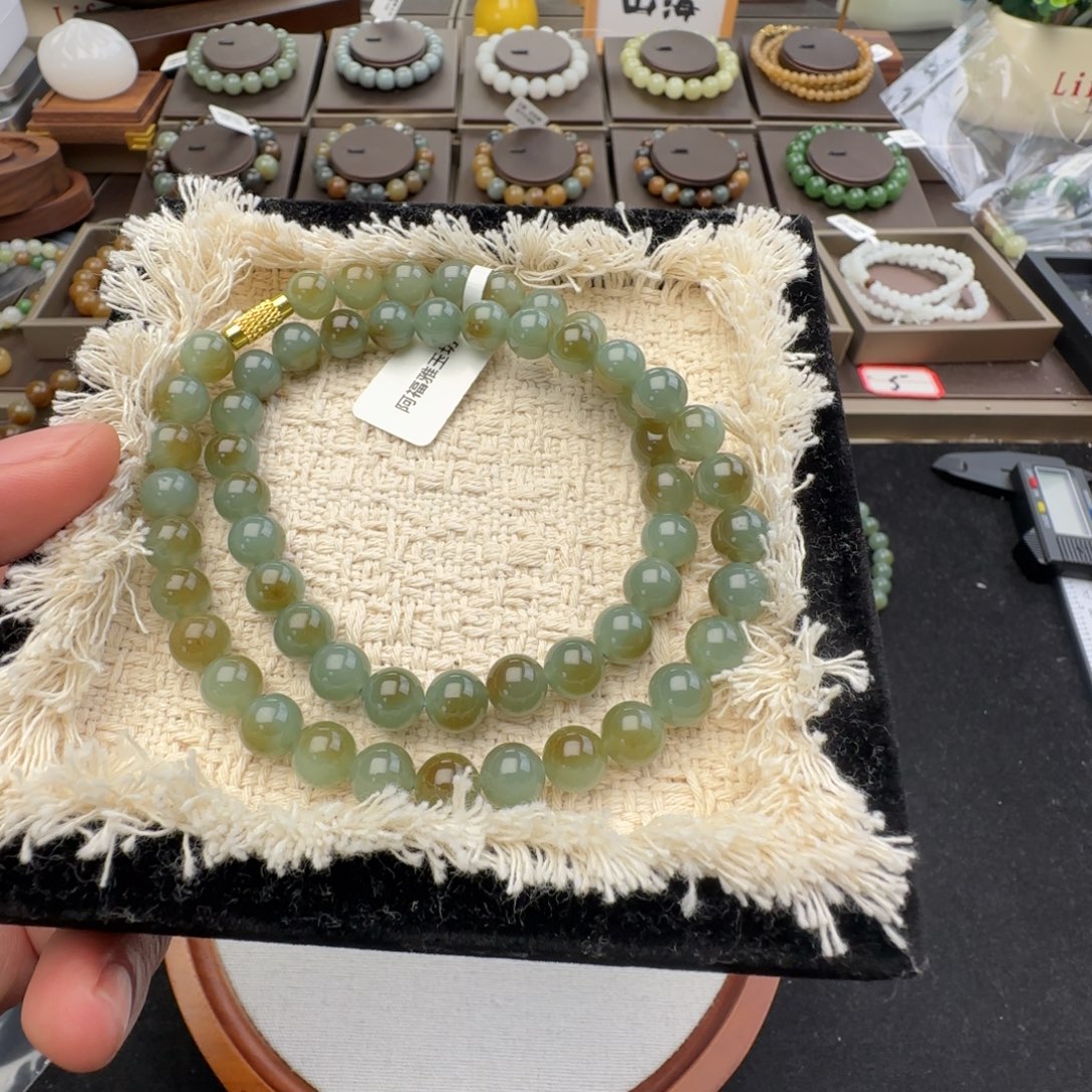 v***j和田玉未镶嵌手链卡8蓝糖女神链，102