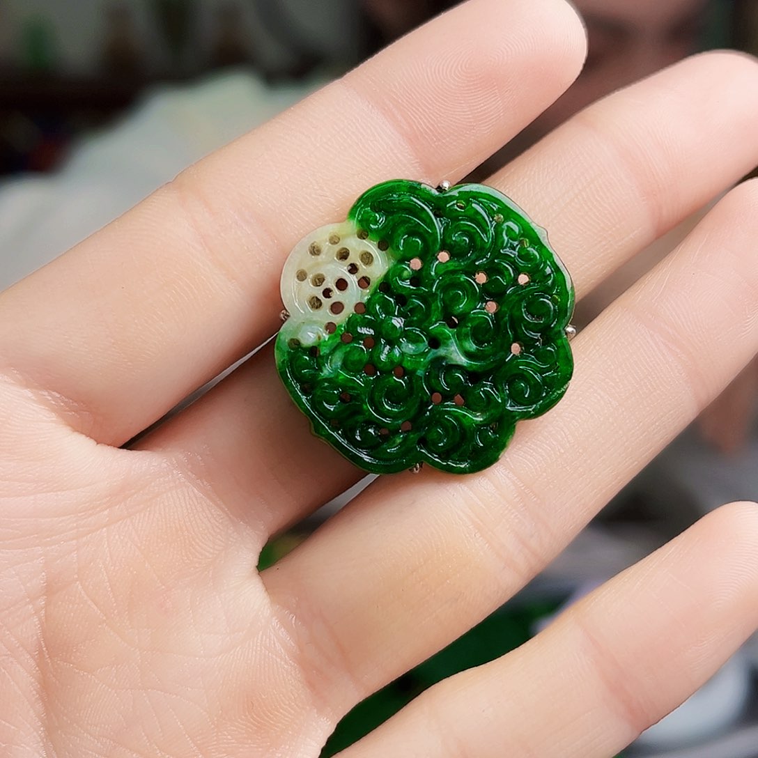 颈饰银S925镶嵌翡翠多样性