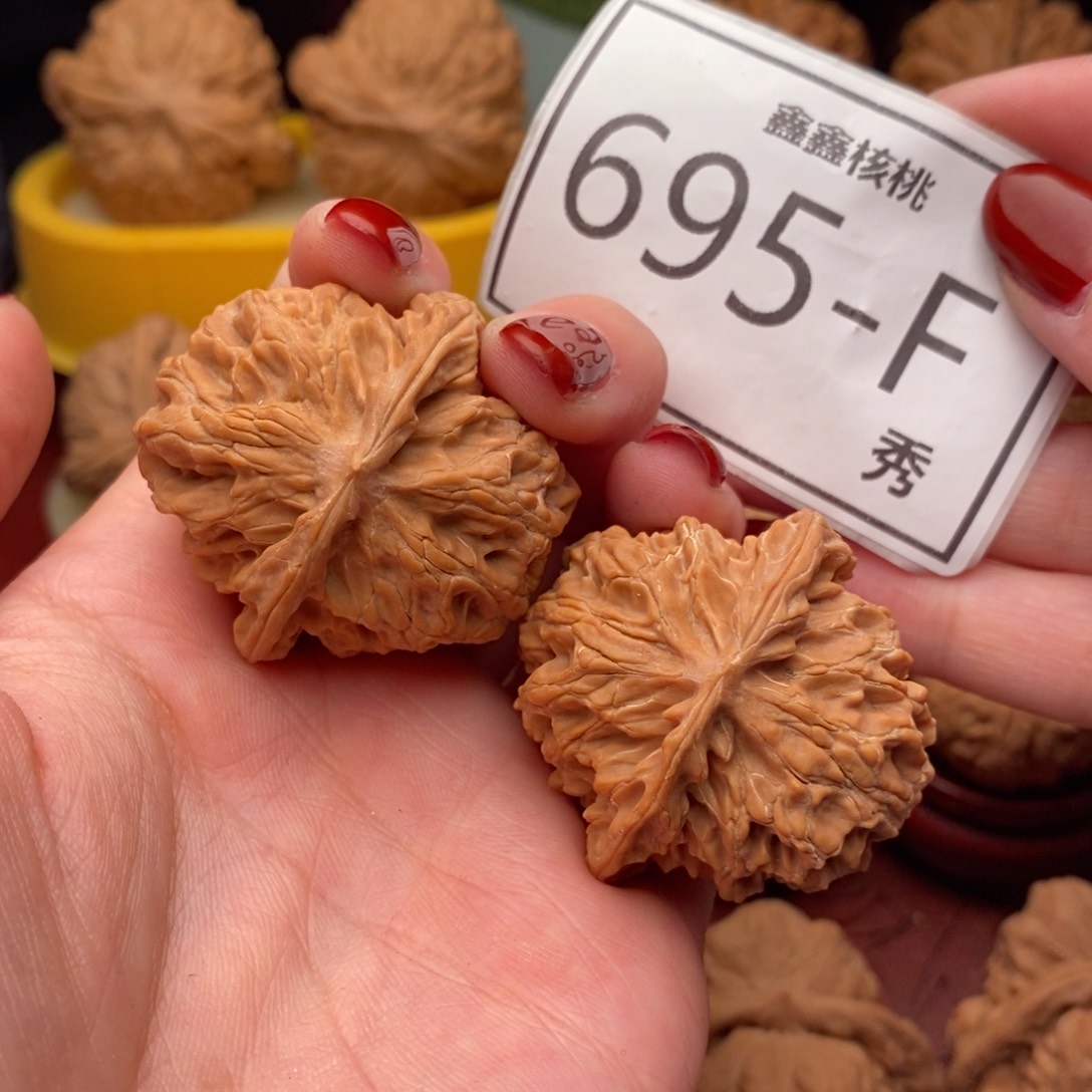 文玩核桃把件苹果园39