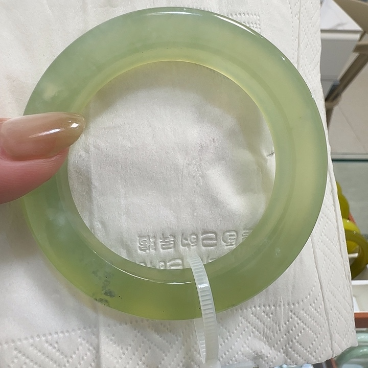 岫岩老玉（透闪石质玉）未镶嵌项圈天然岫玉未镶嵌手镯