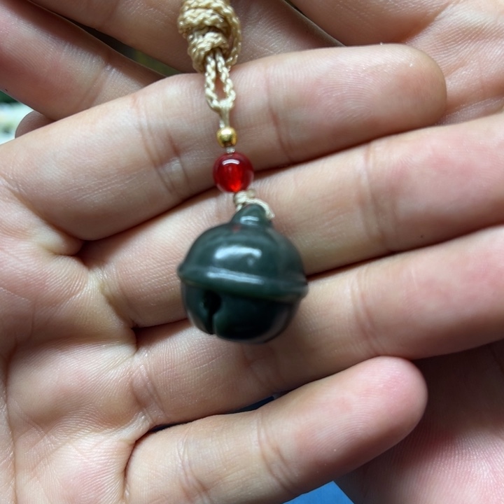 和田玉颈饰未镶嵌不**茶