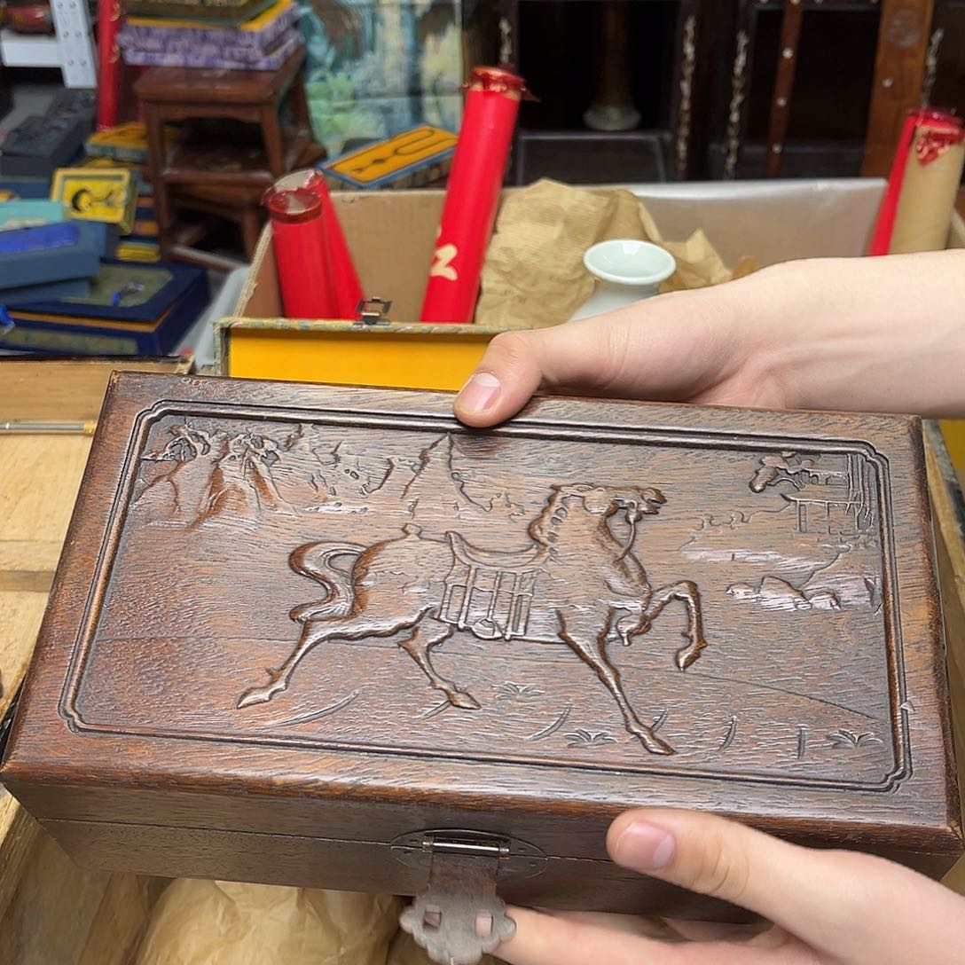 大叶紫檀（黑酸枝木类）