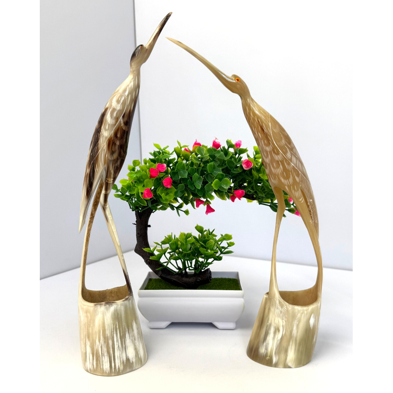 纯牛角雕刻仙鹤摆件工艺品客厅电视柜装饰品办公桌面摆件