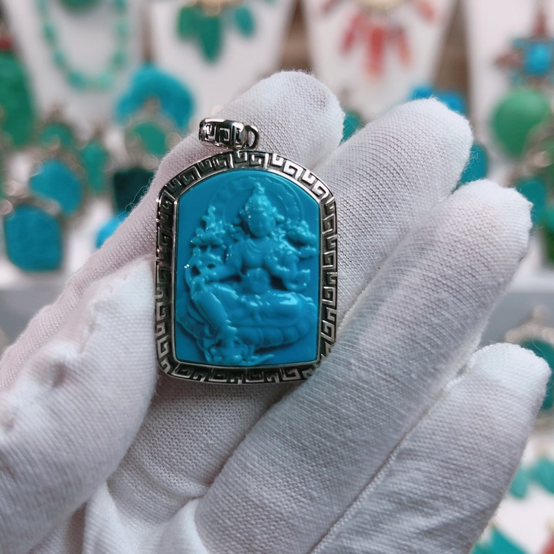 绿松石颈饰未镶嵌