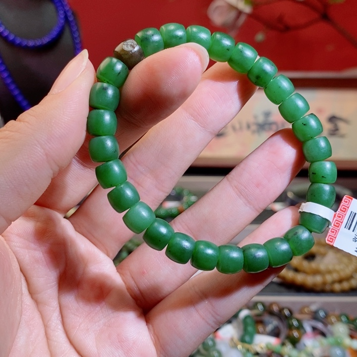 南红玛瑙未镶嵌颈饰