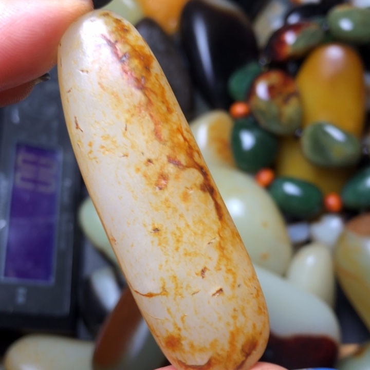 和田玉未镶嵌珠宝奇石