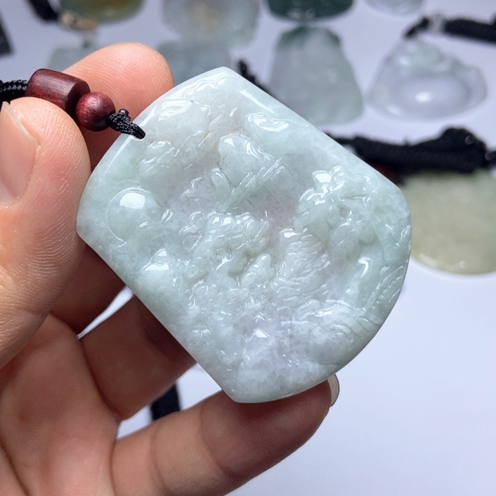 翡翠未镶嵌颈饰翡翠