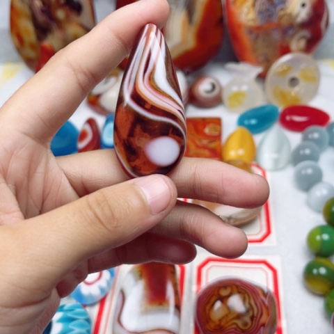 玛瑙/玉髓耳饰未镶嵌