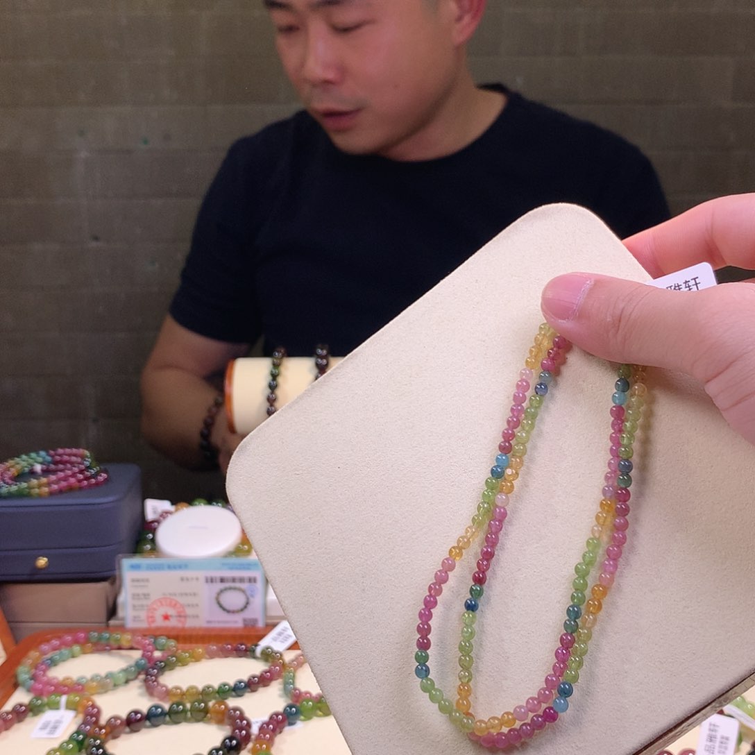 碧玺手串未镶嵌碧玺