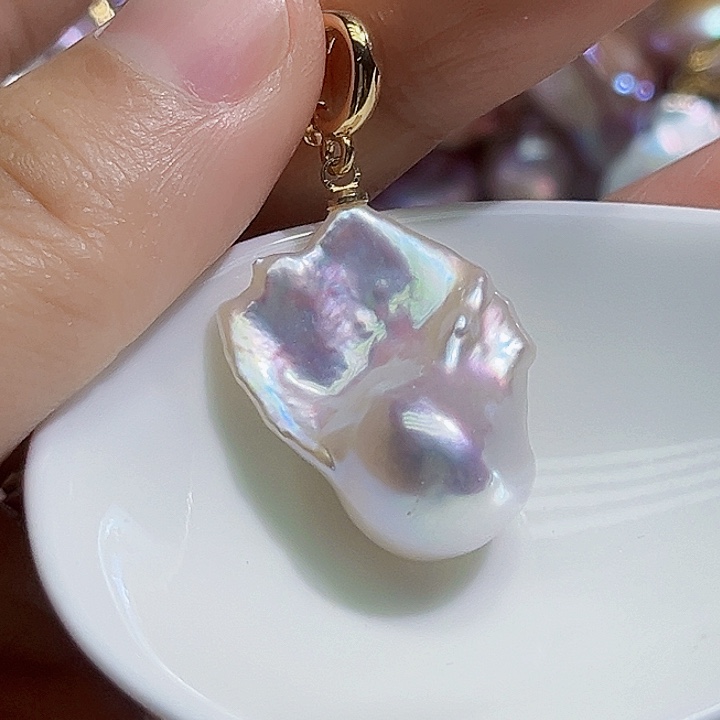 颈饰未镶嵌淡水珍珠