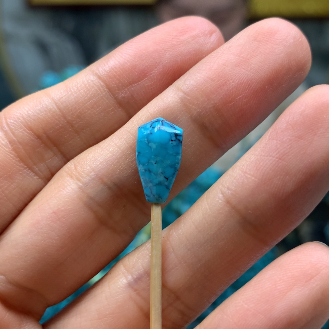 绿松石配饰未镶嵌