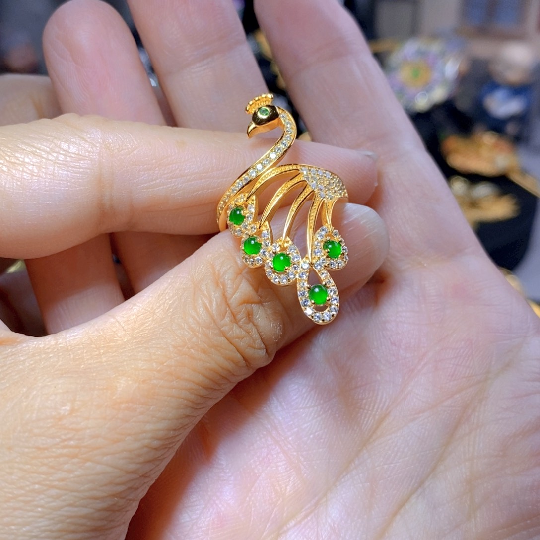 翡翠耳钉银S925镶嵌天然翡翠