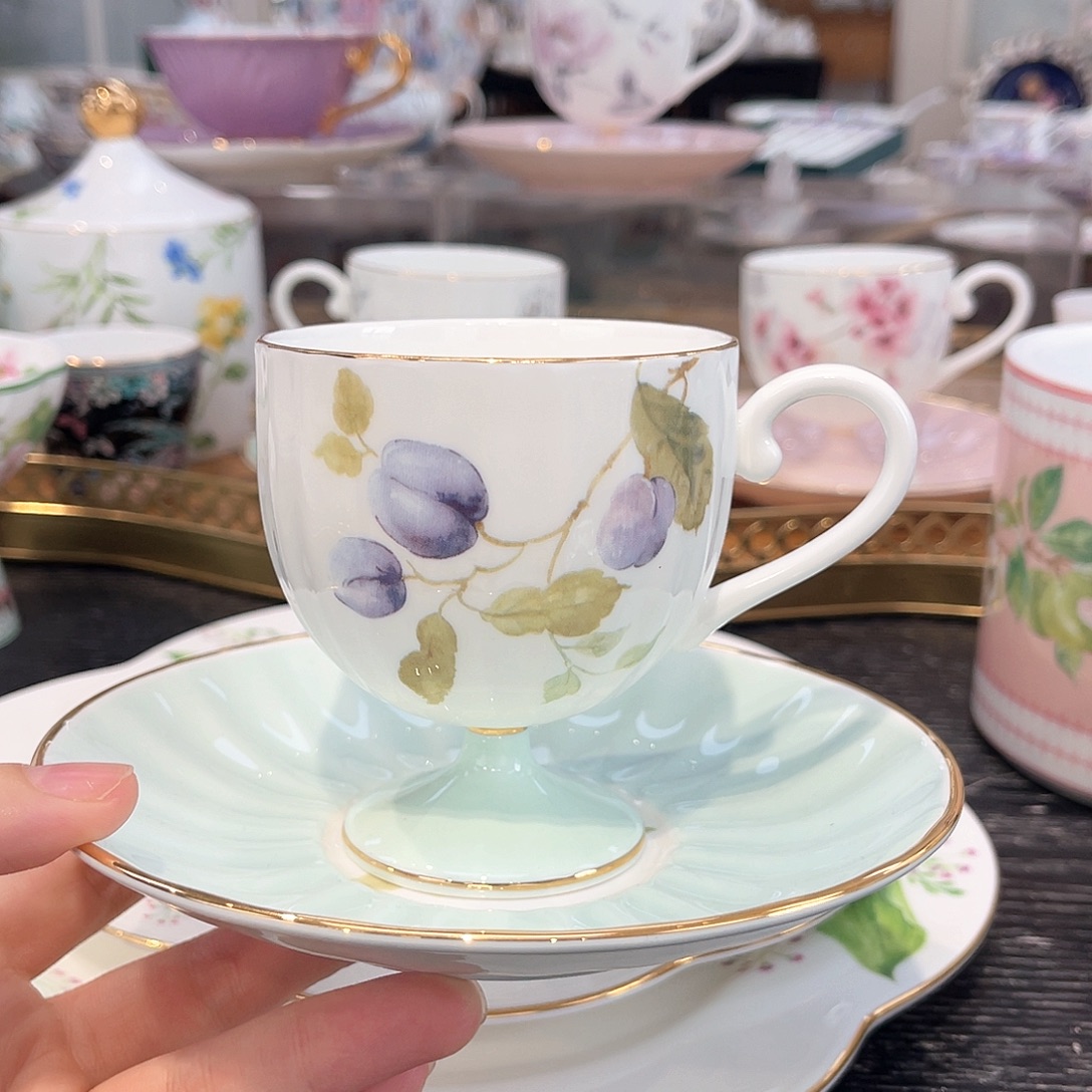 骨瓷咖啡杯碟—————