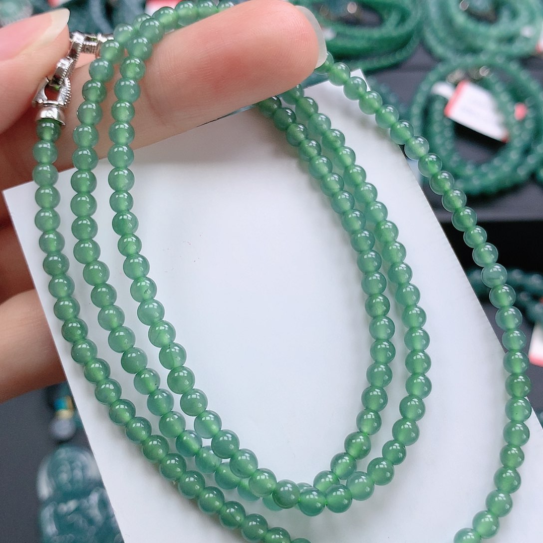翡翠颈饰未镶嵌珠链
