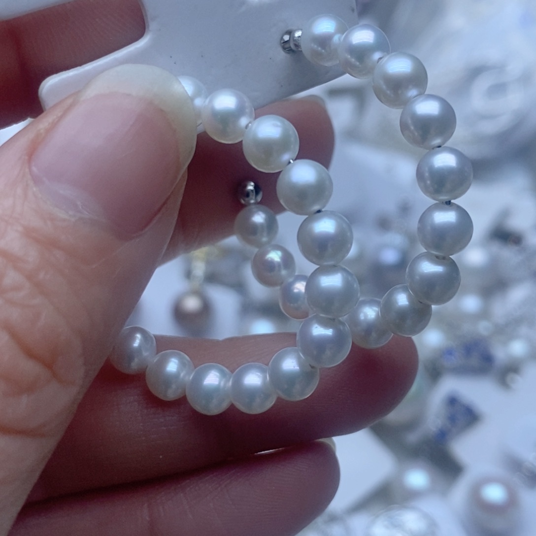 银S925镶嵌耳钉淡水珍珠