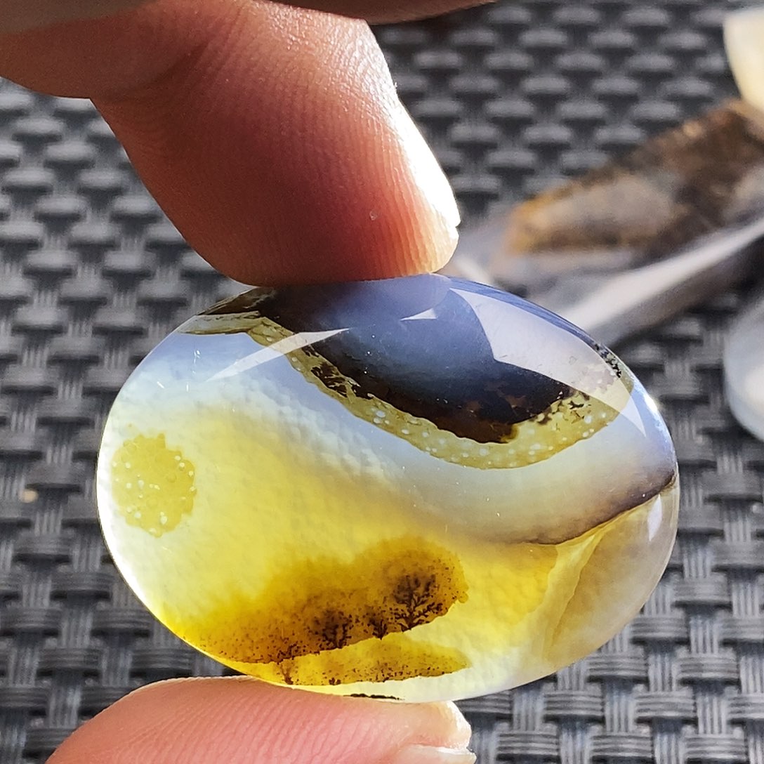 用***9玛瑙/玉髓未镶嵌吊坠(不含链)