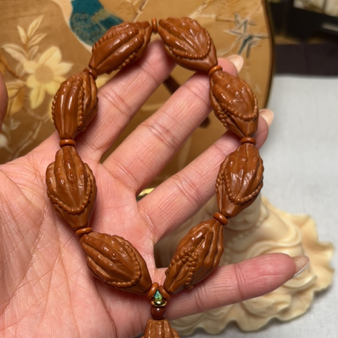 一心向佛文玩把件1.75橄榄核