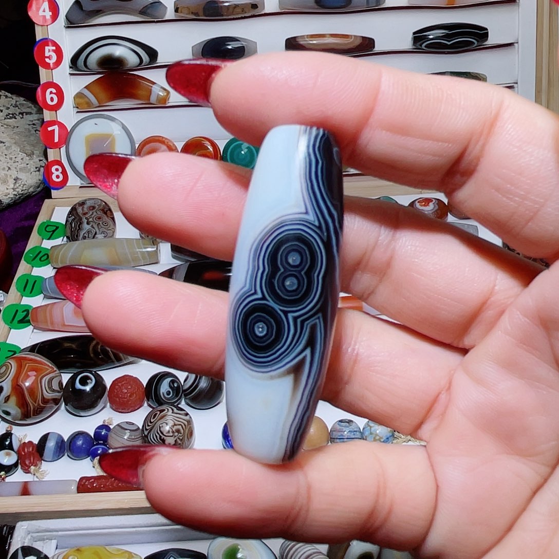 玛瑙/玉髓颈饰未镶嵌青*