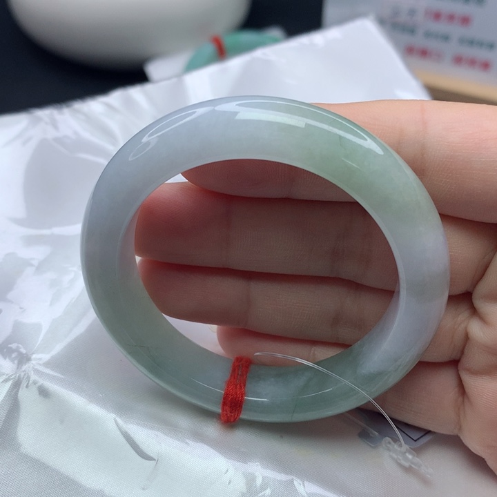 翡翠手镯未镶嵌50505151