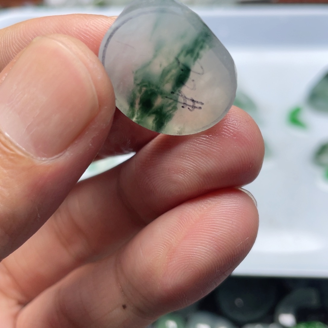 定制翡翠未镶嵌翡翠