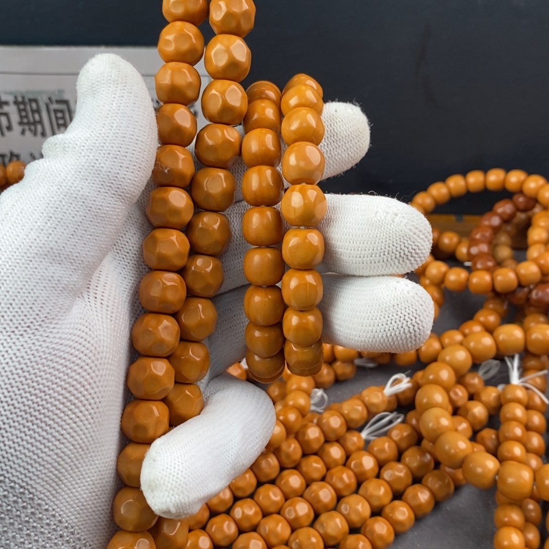 猴头核桃手串收*四条