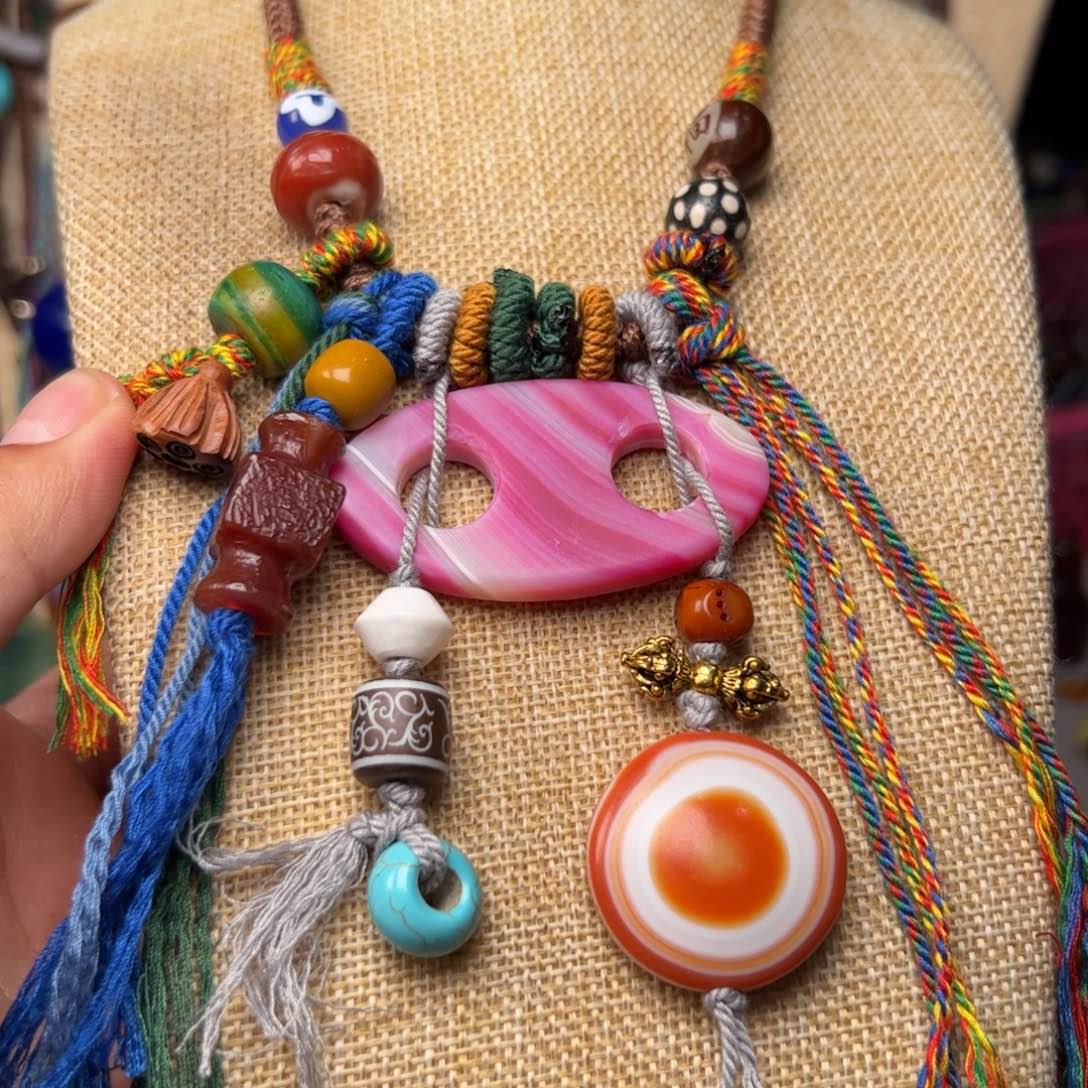 玛瑙/玉髓颈饰未镶嵌