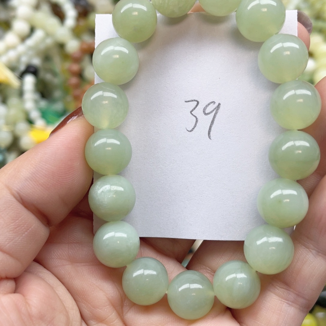 未镶嵌蛇纹石玉手链