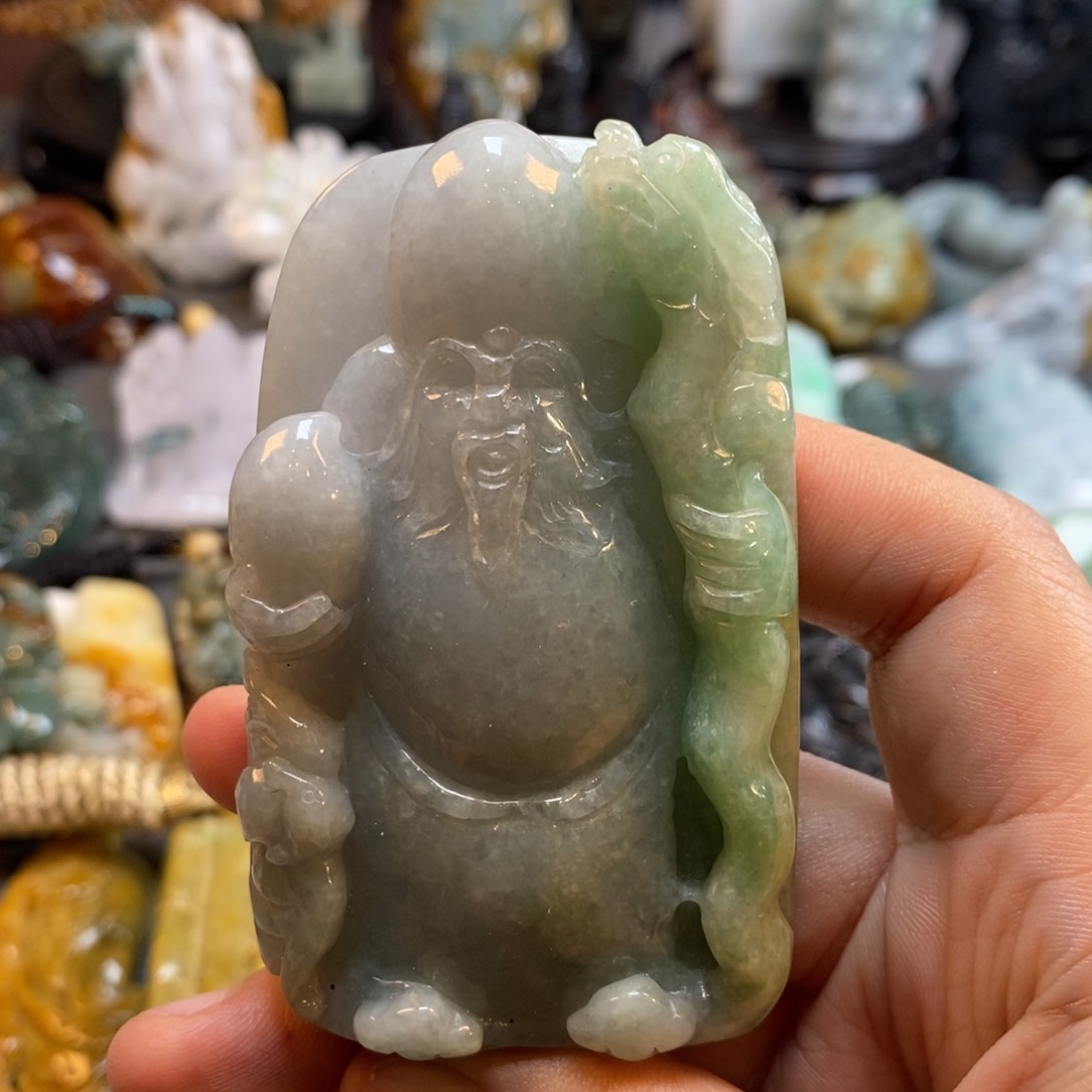 翡翠颈饰未镶嵌特色23