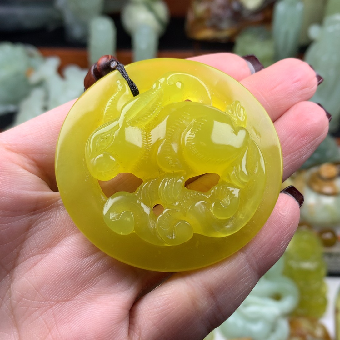 岫玉手把件未镶嵌