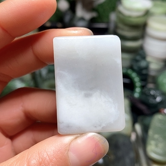 未镶嵌和田玉（糖玉）珠宝半成品