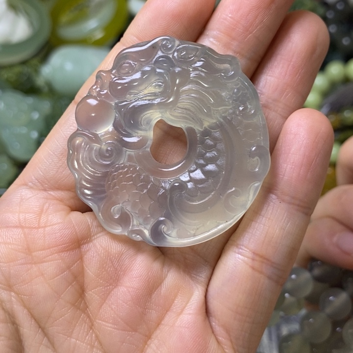 岫玉岫玉挂件未镶嵌一**风