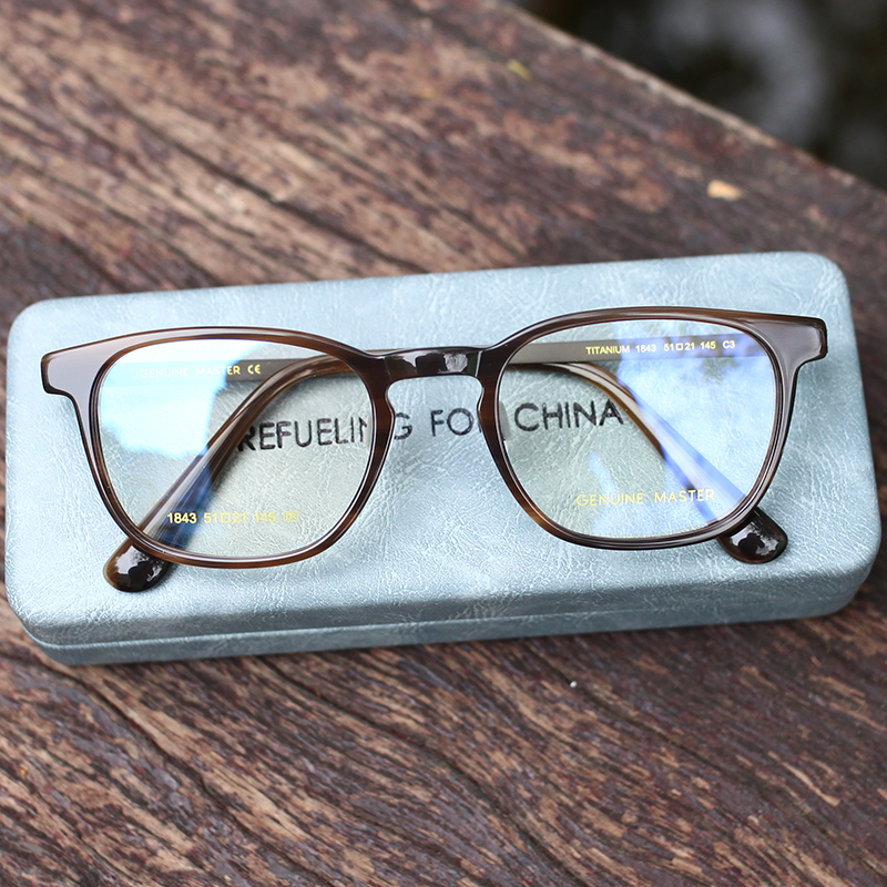 林德1843同款牛角纹深圳纯钛板材眼镜架 近视眼镜框专业配镜