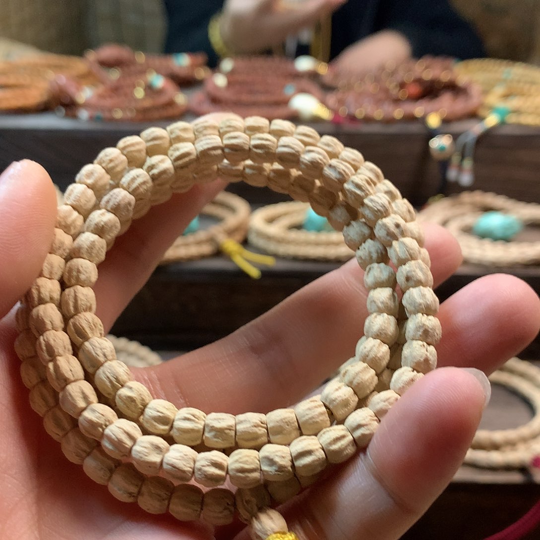 柏香籽/百香籽吊坠粉皮方块多棱顺