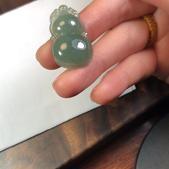 翡翠未镶嵌颈饰缅甸A货，每天下午1点半开播