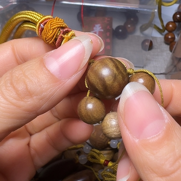 金丝楠猫爪配饰带水波