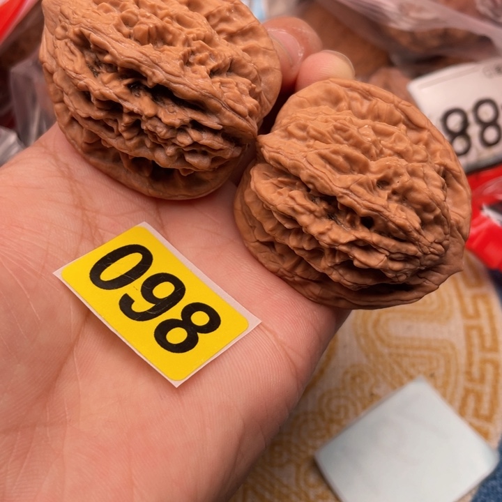把件文玩核桃核桃