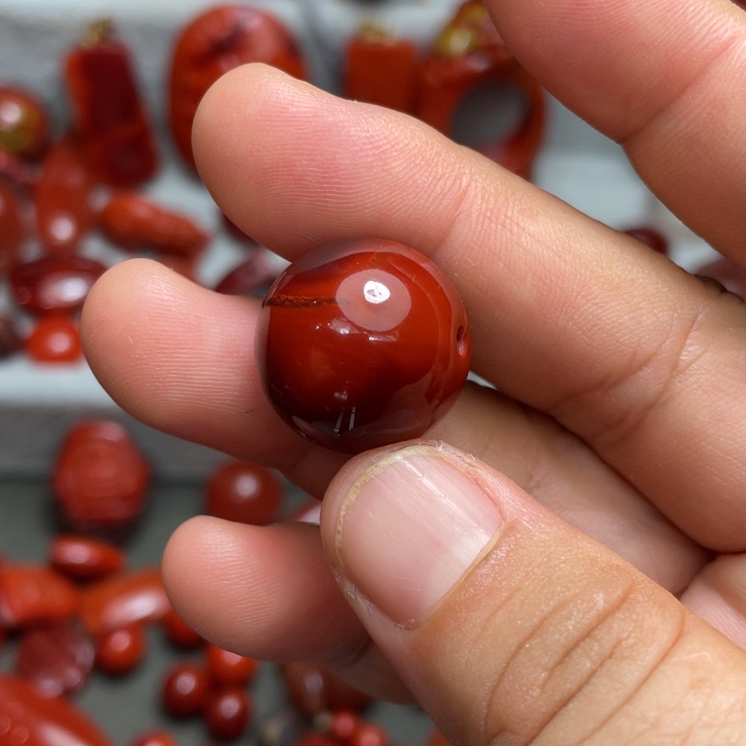 南红玛瑙未镶嵌颈饰