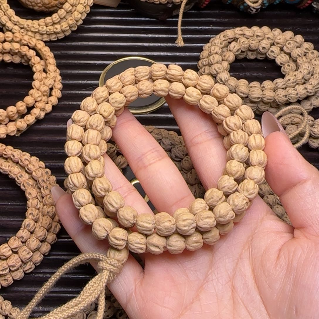 柏香籽/百香籽吊坠米*哥