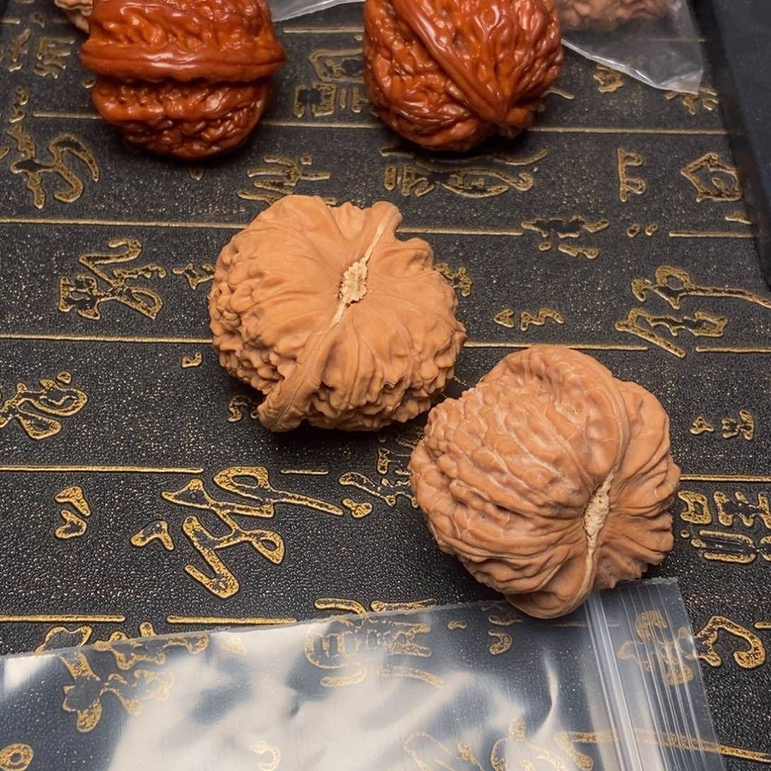 文玩核桃把件W***r白狮子