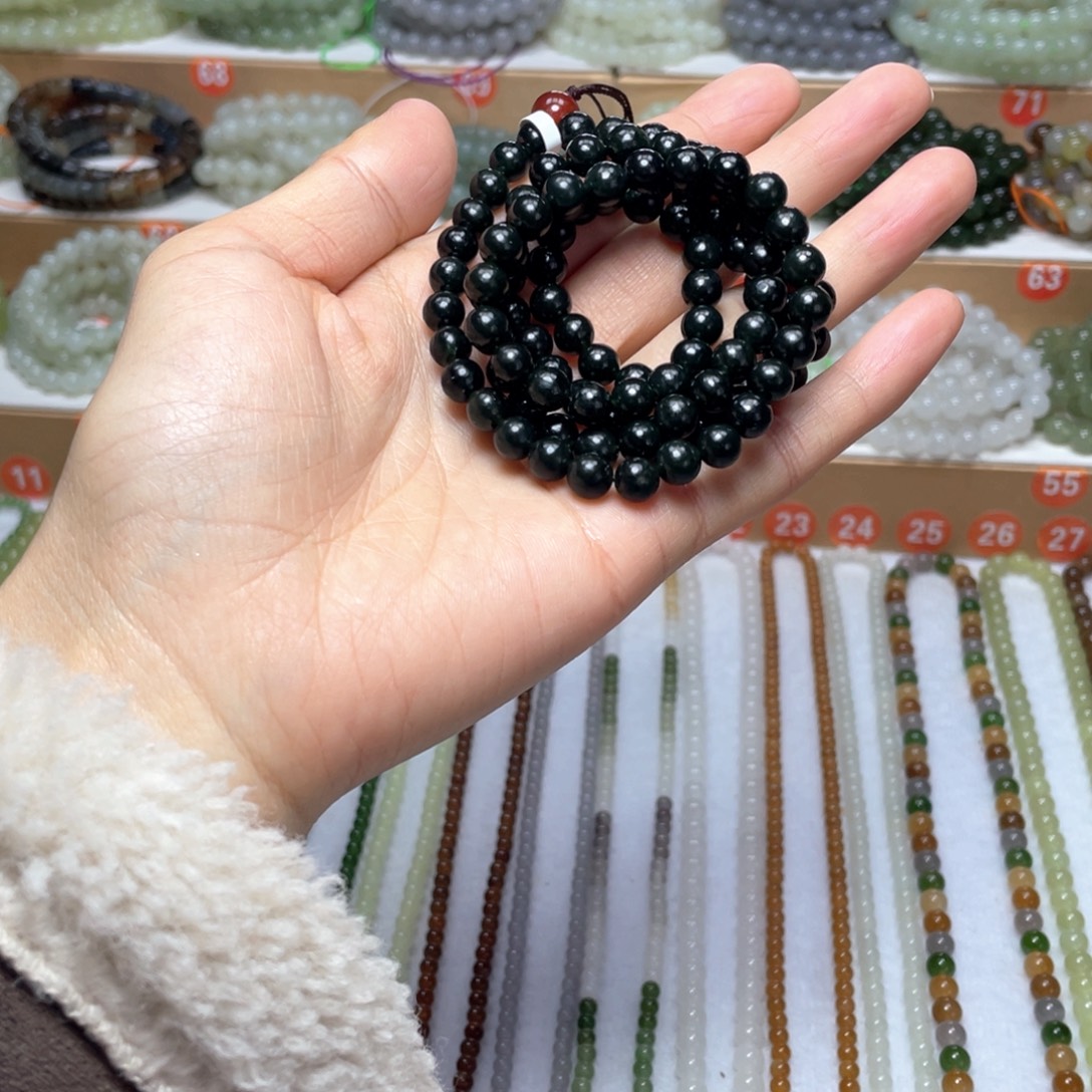 和田玉未镶嵌颈饰6mm