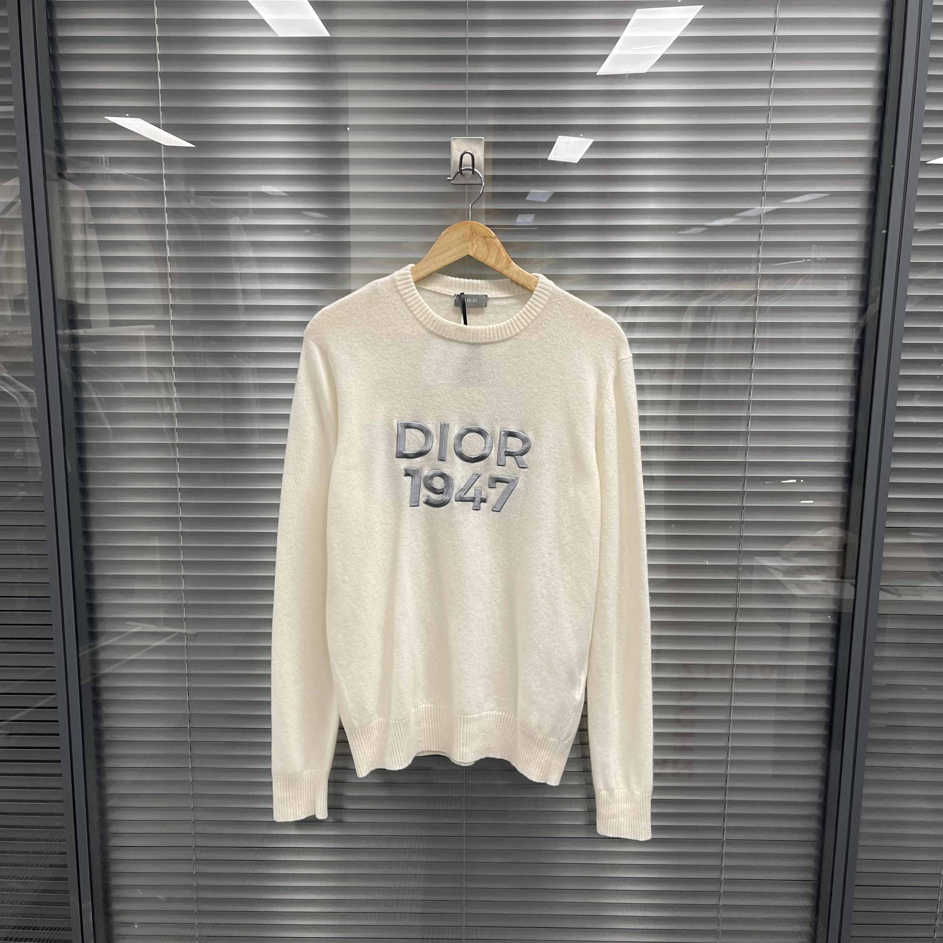 99新 DIOR/迪奥 24新款1947刺绣圆领长袖针织毛衣 s码 #10227