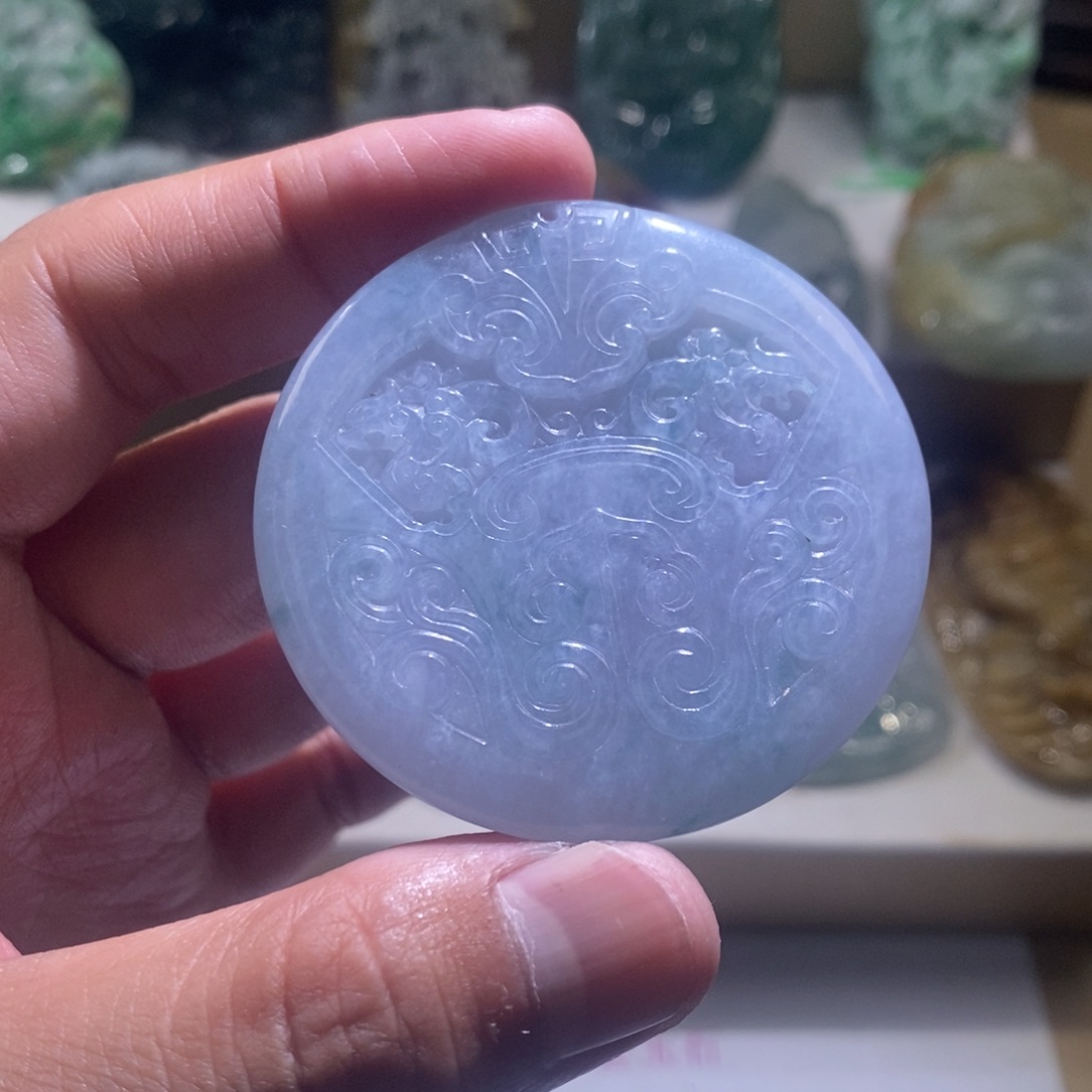 【闪购商品】翡翠颈饰未镶嵌仿古牌