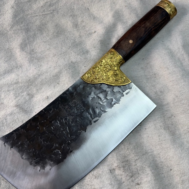 193 龙泉昊天宝剑高锰钢锻打铜装小屠龙刀木炳未开刃