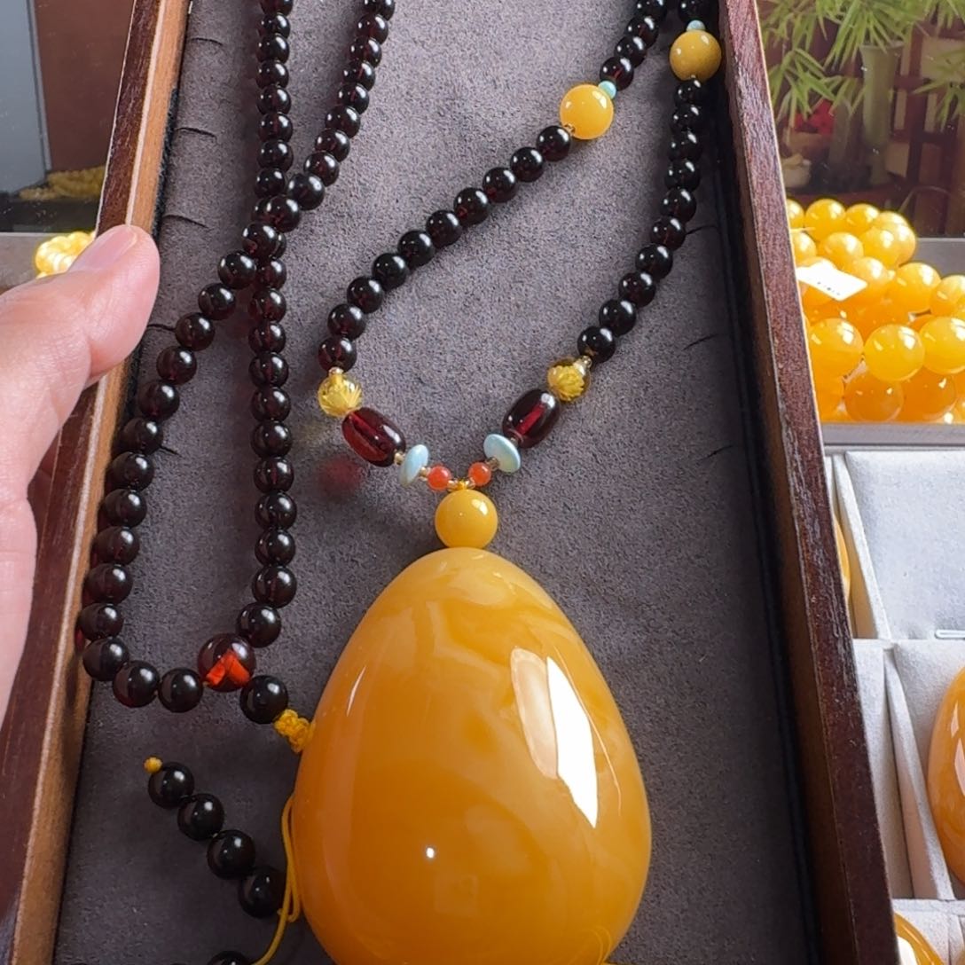 蜜蜡毛衣链未镶嵌