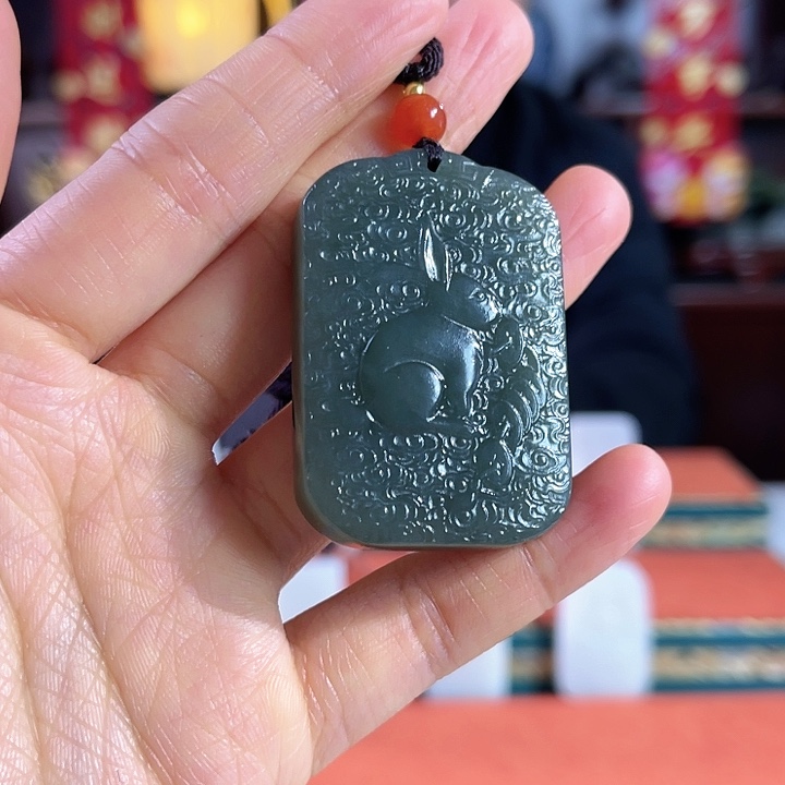 和田玉吊坠未镶嵌