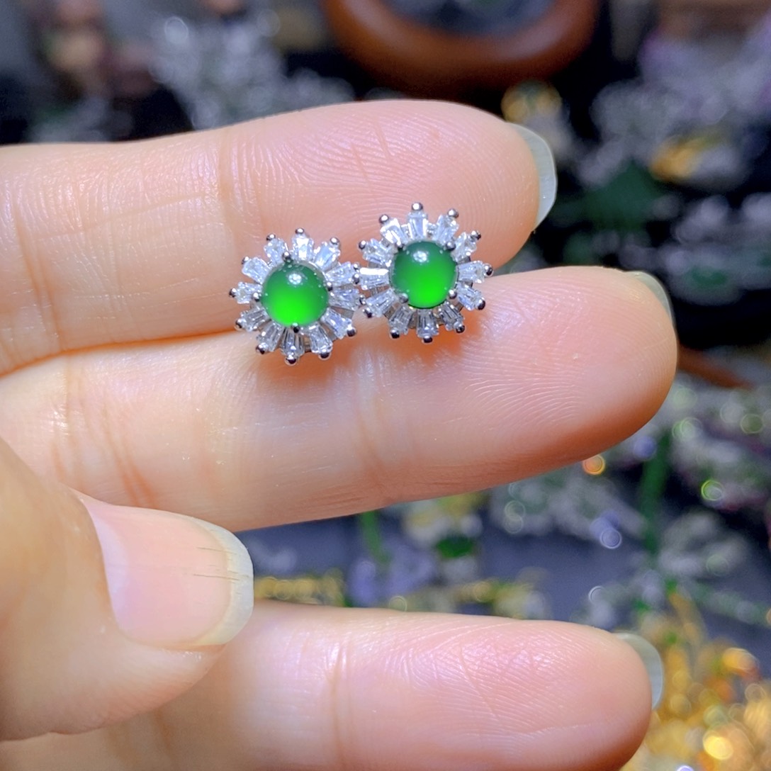 翡翠颈饰银S925镶嵌天然翡翠